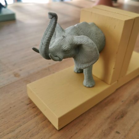 serre_livres_éléphant